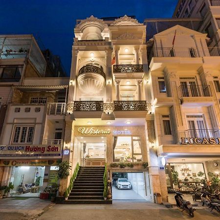 Wisteria Hotel Dalat Bagian luar foto
