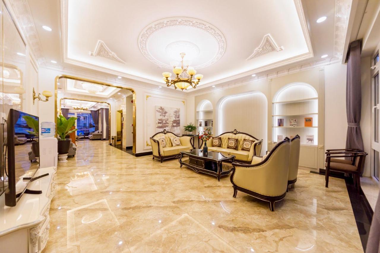 Wisteria Hotel Dalat Bagian luar foto