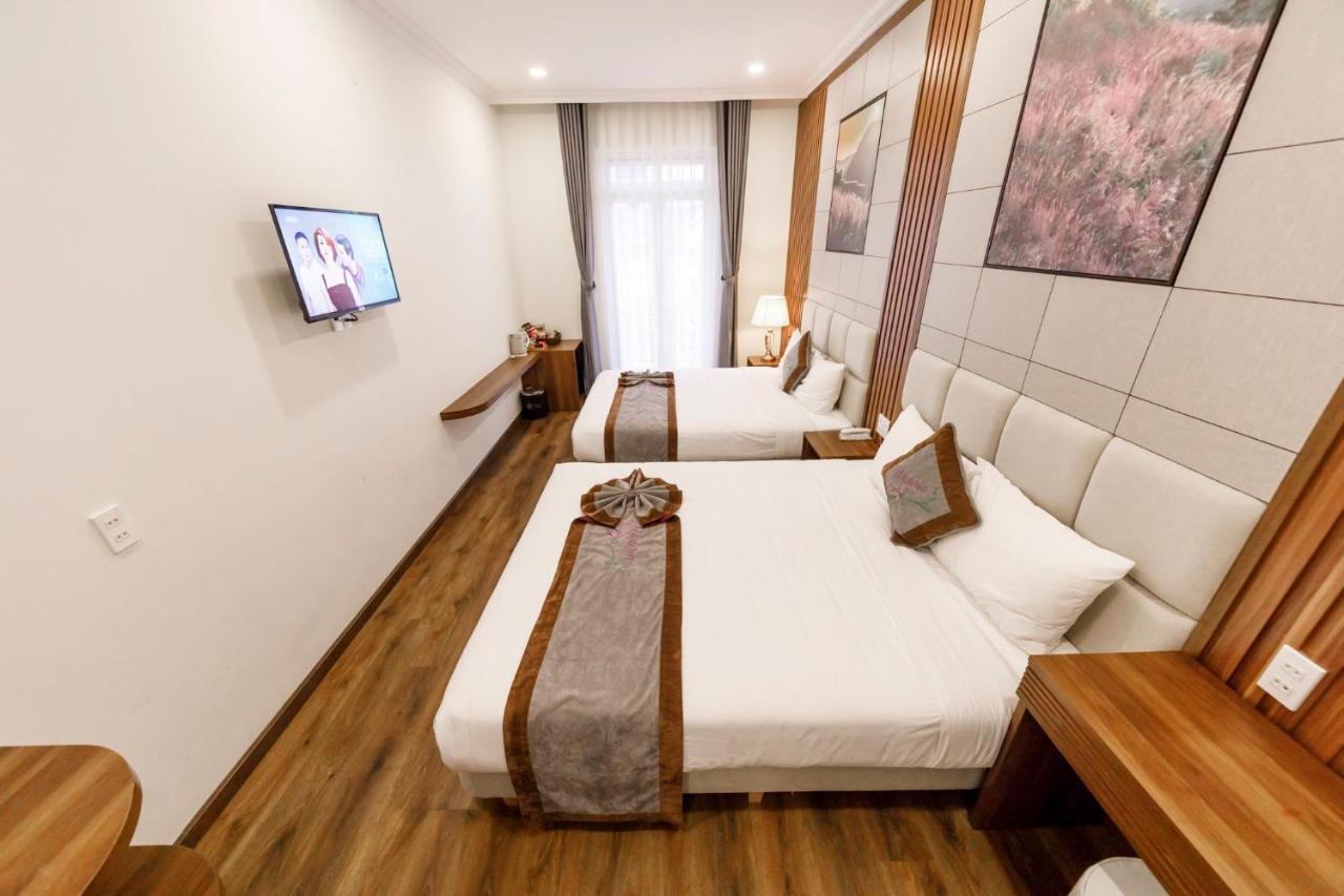 Wisteria Hotel Dalat Bagian luar foto