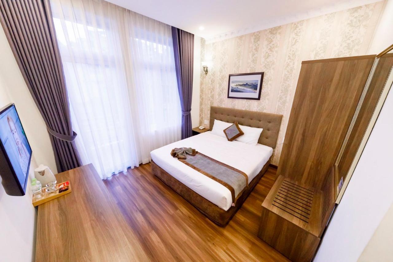 Wisteria Hotel Dalat Bagian luar foto